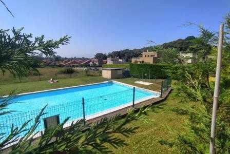 Apartament Apartamento Con Piscina Llanes Zewnętrze zdjęcie