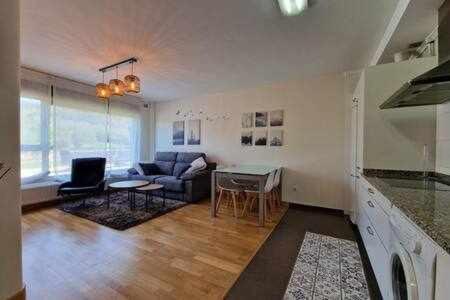 Apartament Apartamento Con Piscina Llanes Zewnętrze zdjęcie
